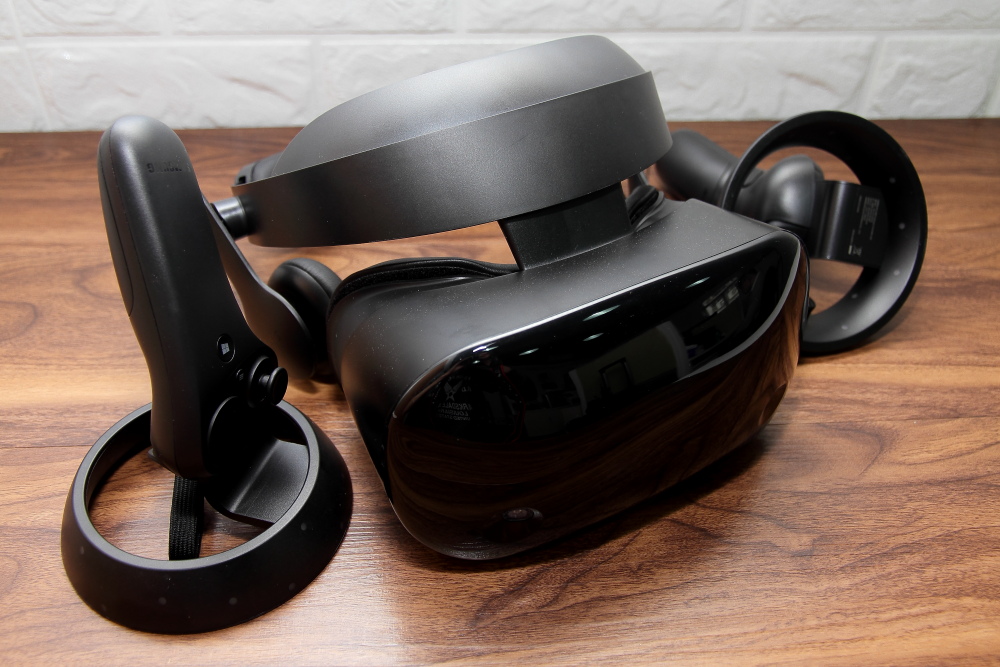 Samsung odyssey отзывы. VR Samsung HMD Odyssey. Samsung Odyssey VR. VR шлем Samsung Odyssey. Самсунг Одиссей + VR очки.